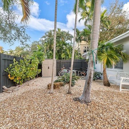 Walk To Las Olas Banyan Room Palm Paradise Inn Fort Lauderdale Exterior foto