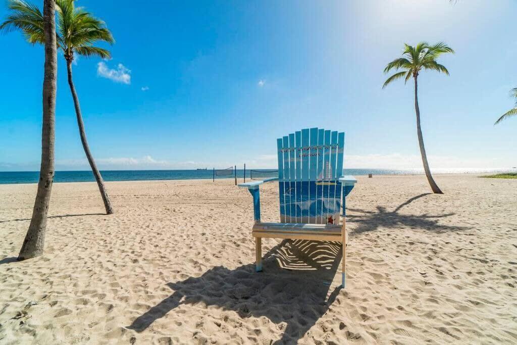 Walk To Las Olas Banyan Room Palm Paradise Inn Fort Lauderdale Exterior foto